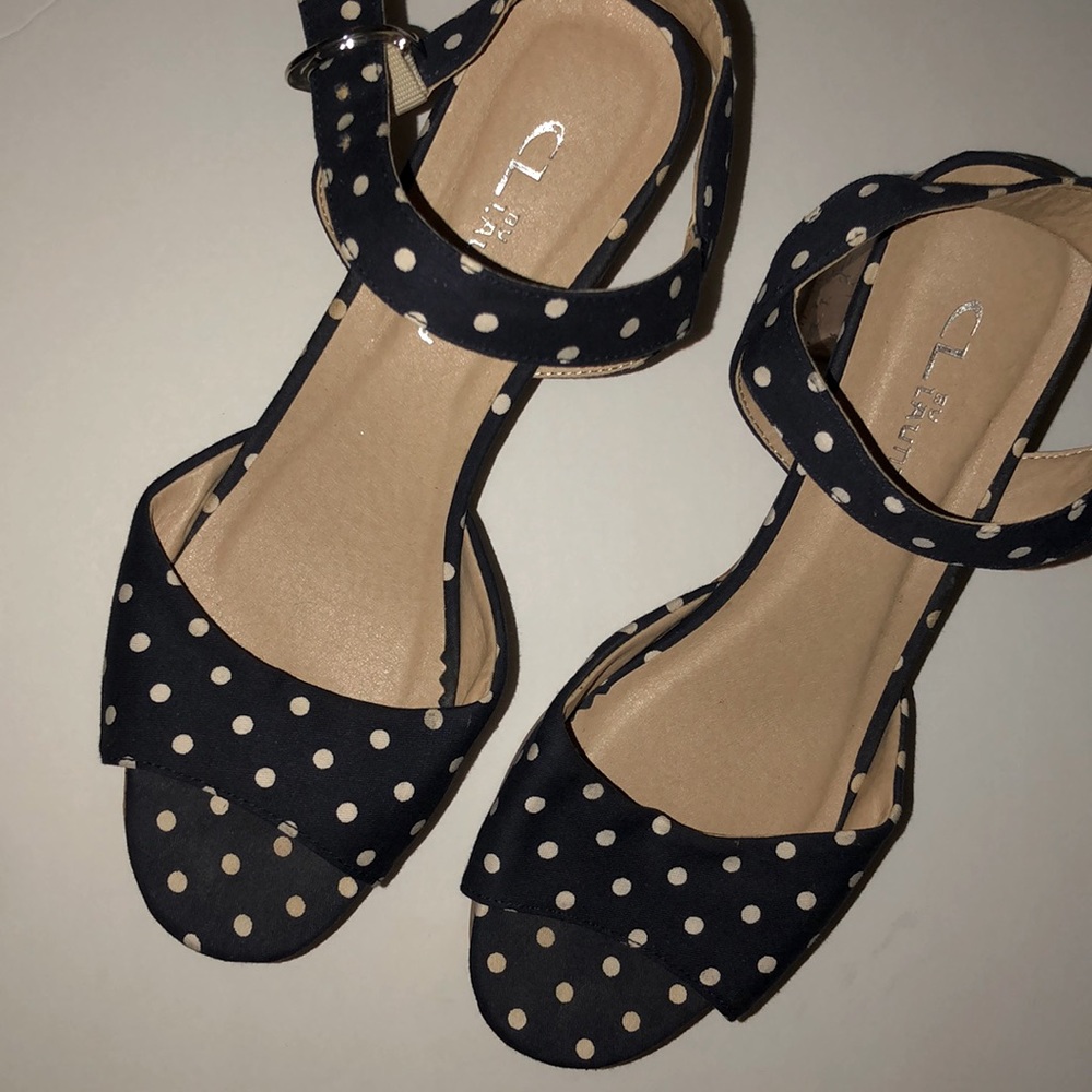 5/$25 - Chinese Laundry Chunky Heels